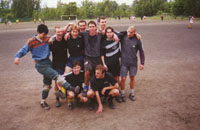 tým Akta-rez v roce 2001